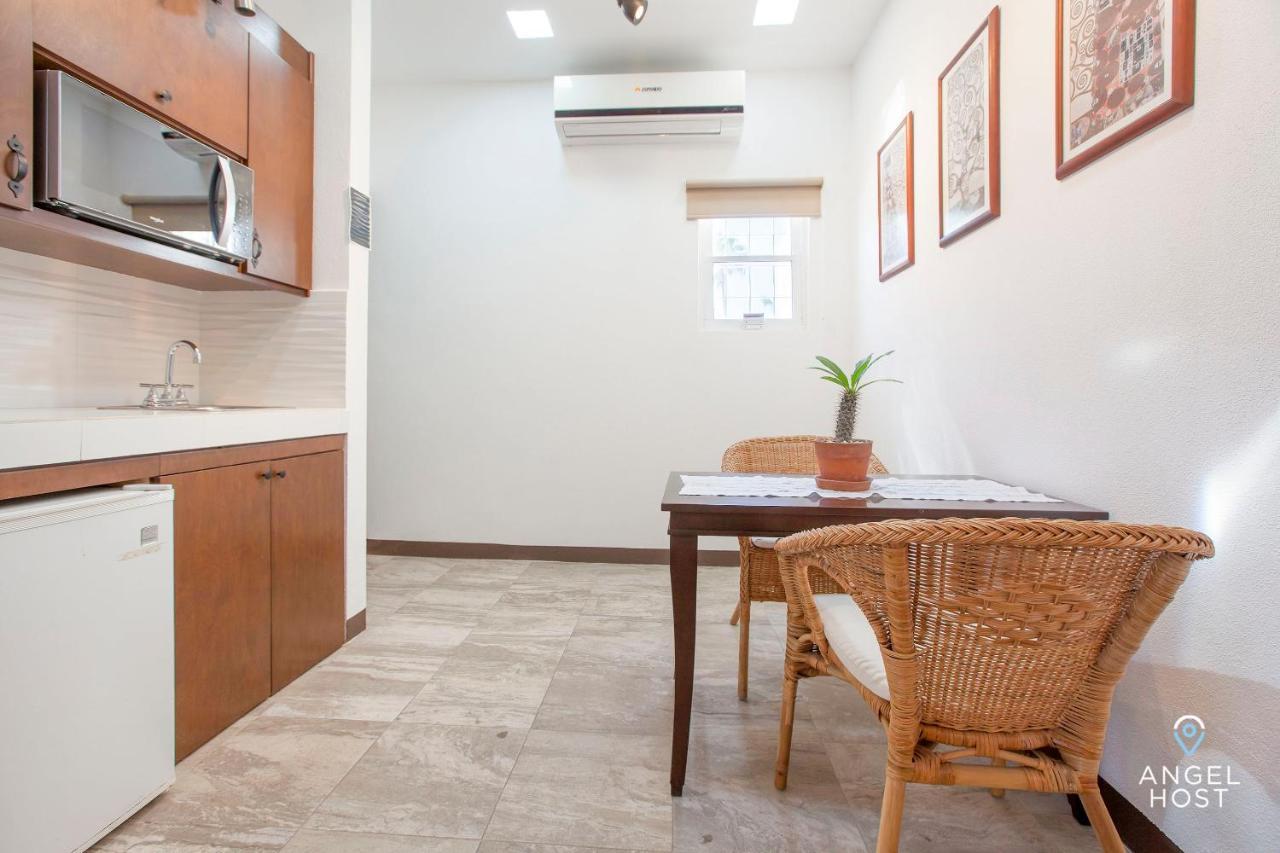 Studio Apartments In Downtown La Paz Walk To Seaside Malecon Zewnętrze zdjęcie